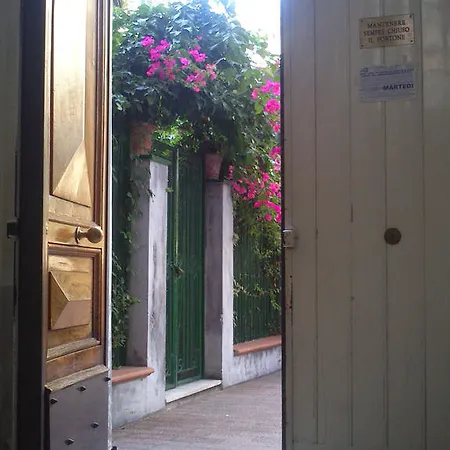Bed and Breakfast Bonaventura Σαλέρνο